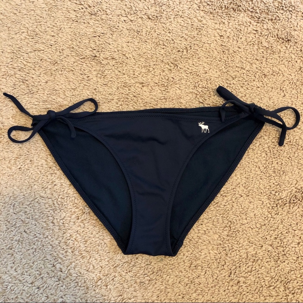 Navy string bikini bottoms